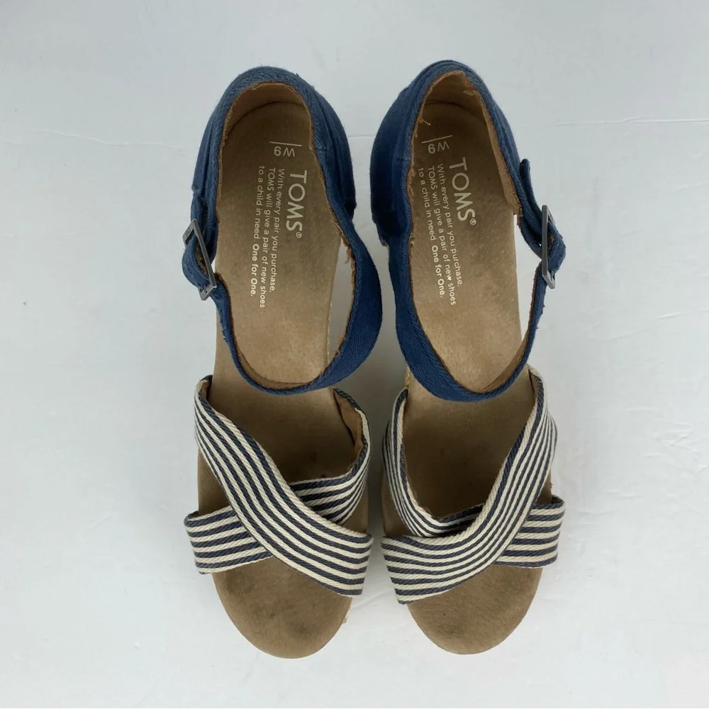 Toms size 9 Women’s Blue White Striped Ankle Strap Espadrille Wedge Sandals